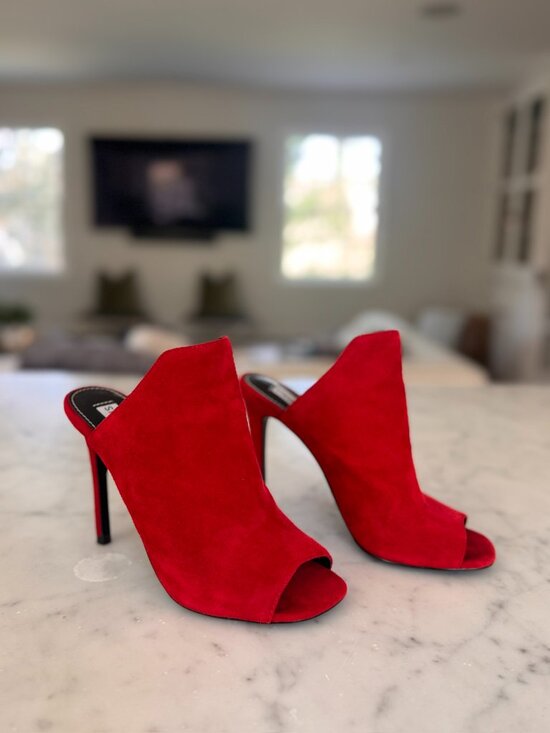 Steve Madden Red Suede Open Toe Stiletto - Picture 2 of 6